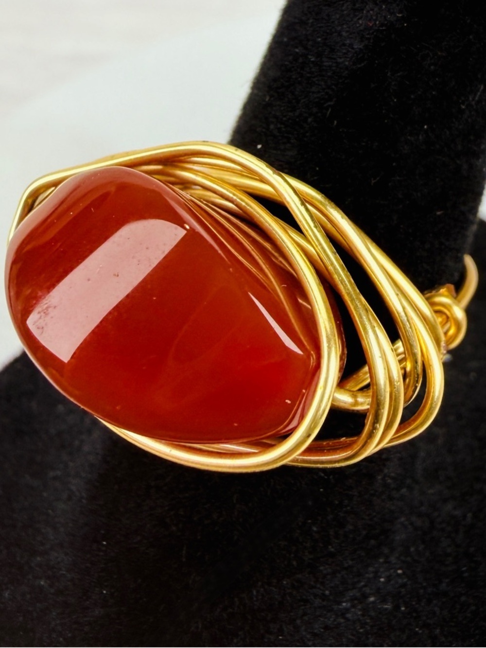 Beautiful goldtone wire, wrapped modernist style ring